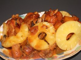 Pollo con piña